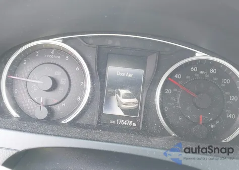 2016 Toyota Camry Se z USA, uszkodzony, nr VIN 4T1BF1FKXGU511431